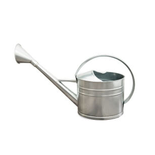Oval, galvanisded watering can 10l with sprinkler